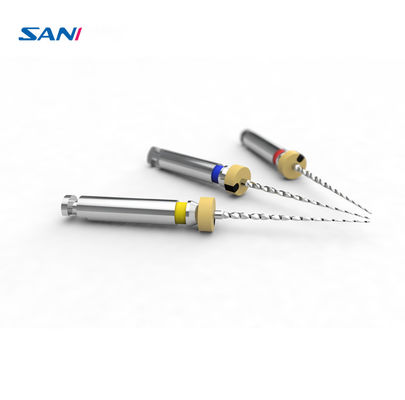 Bom preço. Arquivos giratórios dentais da criança 2.0N/Cm 16mm Niti vermelhos para o uso do motor on-line
